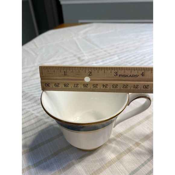 Royal Doulton Biltmore Blue Gold Rimmed Coffee Tea Cups & Saucers 18pc - Picture 11 of 12